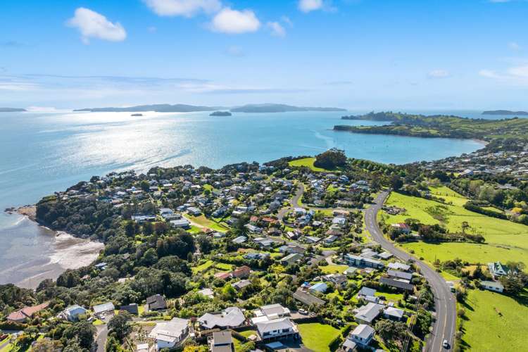 39B Rangimaarie Crescent Snells Beach_12