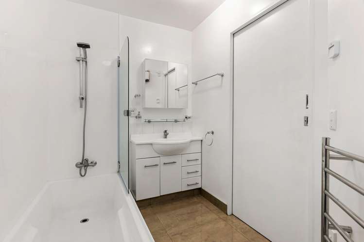 108/72 Herald Street Berhampore_5