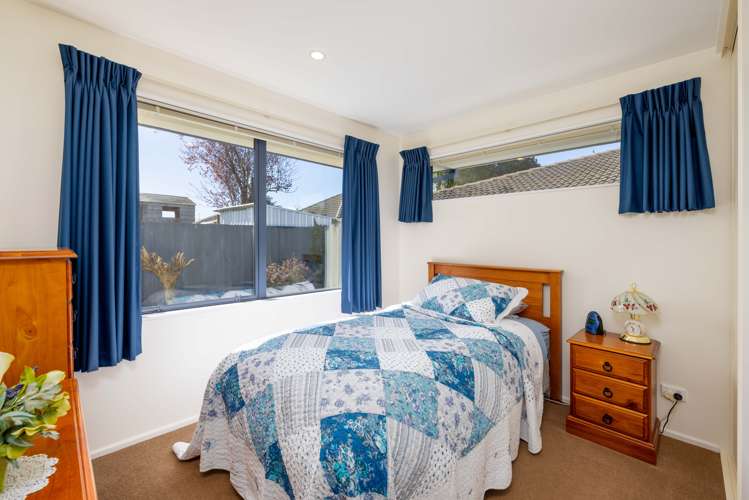 35 Loughton Street Burwood_9