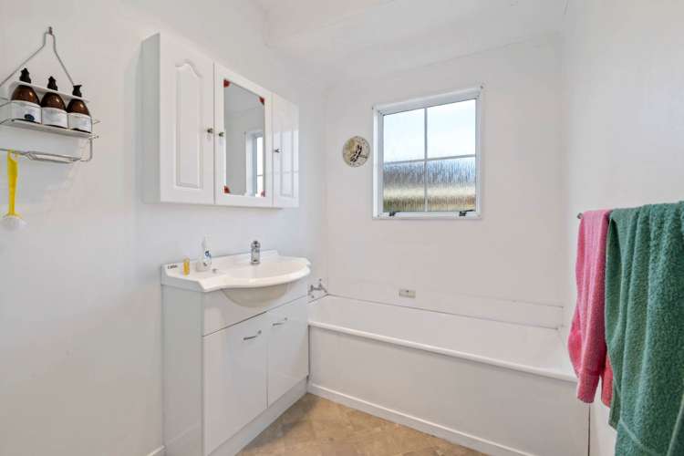 21b Riverside Road Orewa_9