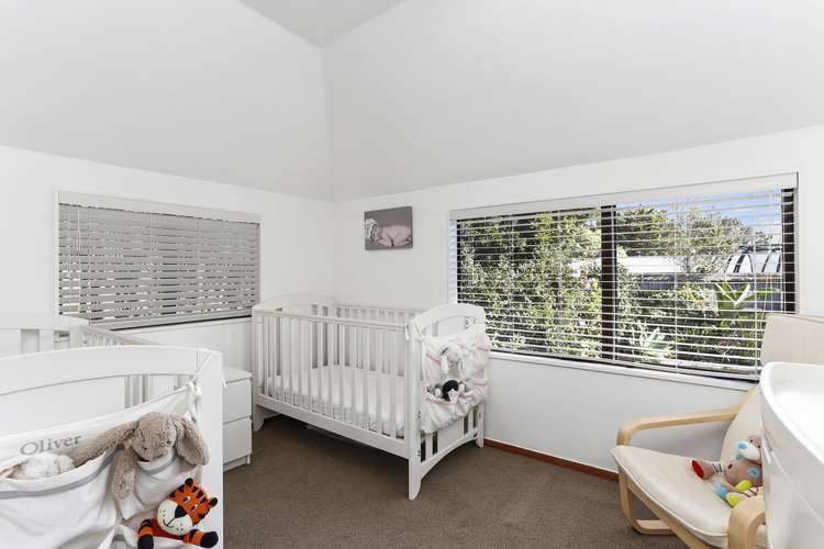 13 Kawaka Street Titirangi_10