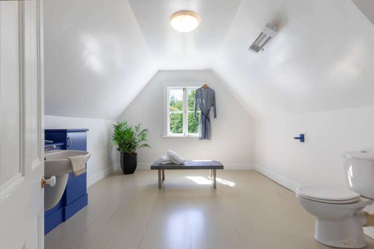 29 Landing Road Titirangi_10