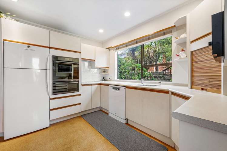 43 Killarney Avenue Torbay_13
