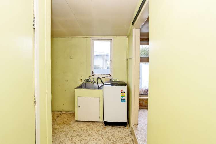 99 Lorn Street Glengarry_17