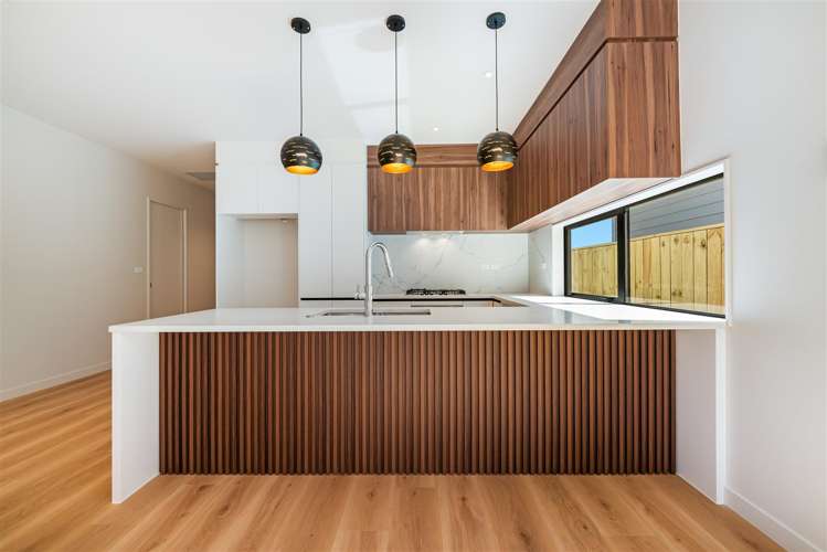 21 Whakairo Crescent Gulf Harbour_7