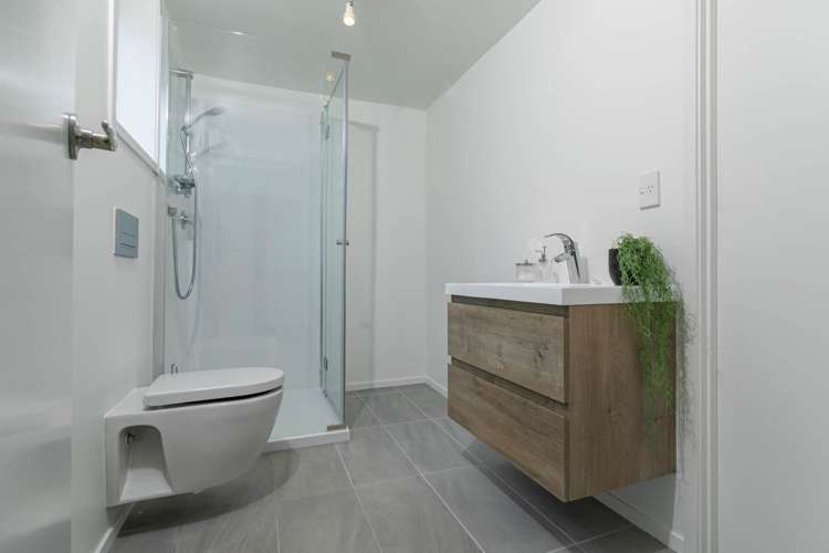 24 Korotaha Terrace Rothesay Bay_11