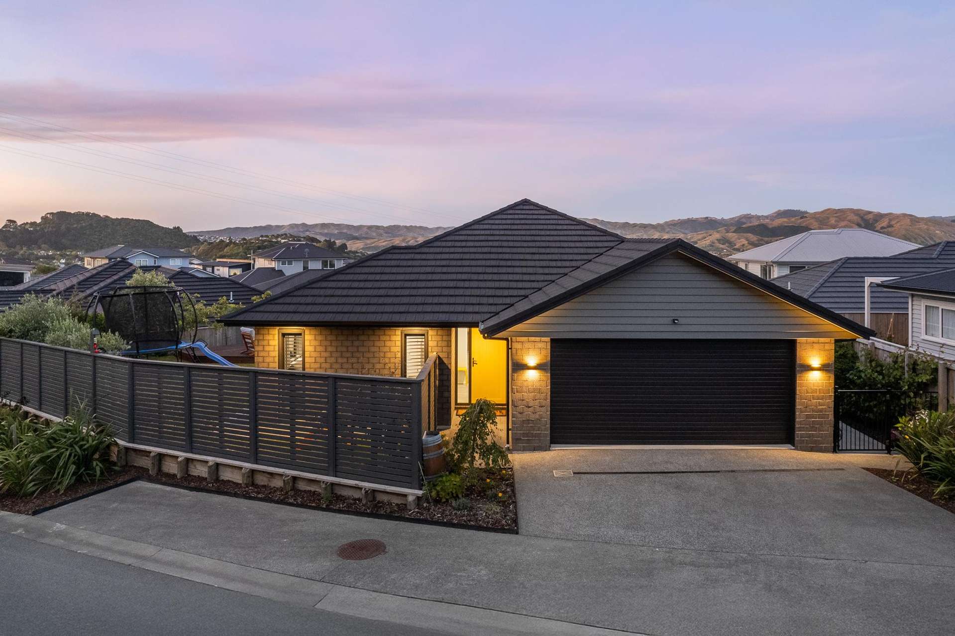 2 Roundhouse Close Whitby_0