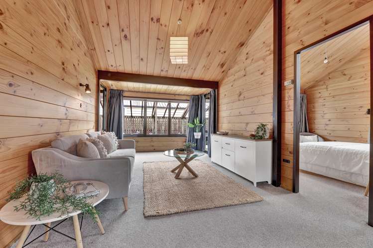 2/238 Estuary Road South New Brighton_14