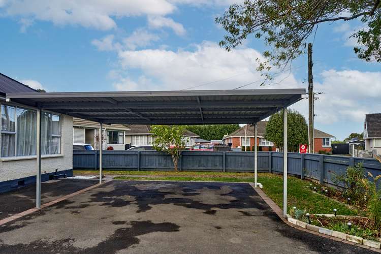 2 Johnston Grove Taita_19