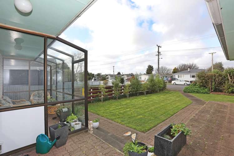 2 Walker Crescent Bulls_9