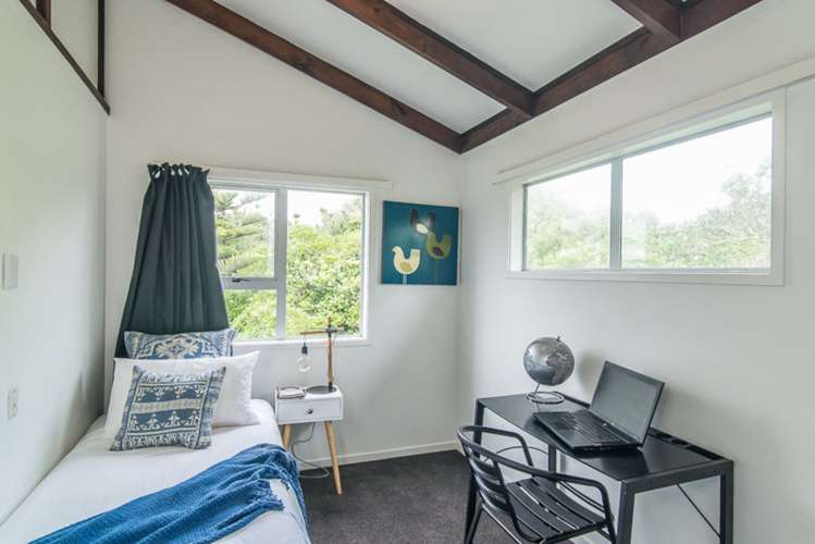 17a Terrace Road Titahi Bay_16