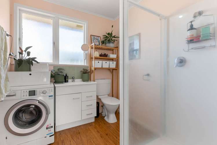 4/11 Preston Avenue Mt Albert_10