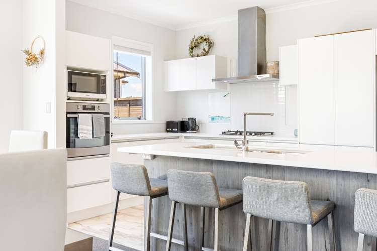 14 Aro Mato Place Huapai_2