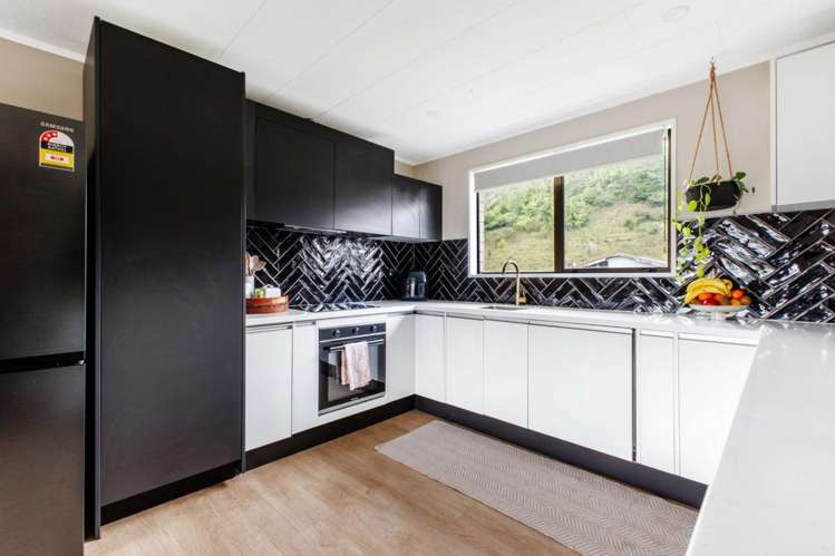 70 Peter Lippa Drive 10595_3