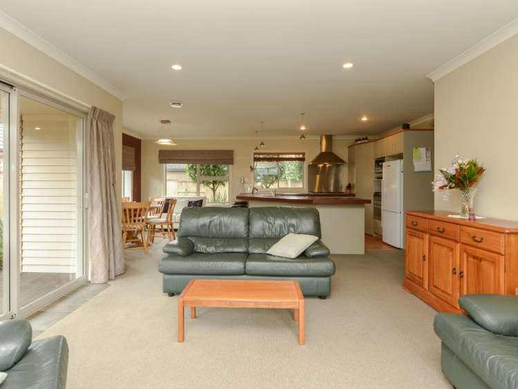 5 Westbury Mews Huntington_12