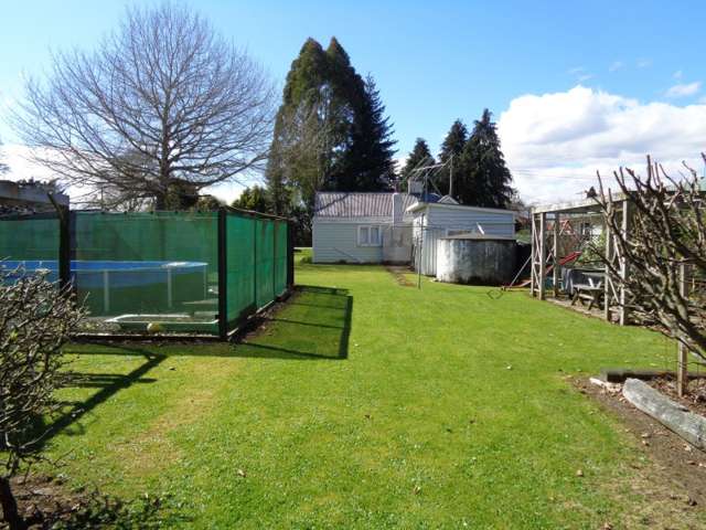 18 Newburn Street Waikaia_2