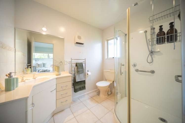 30 Govan Drive Te Anau_10