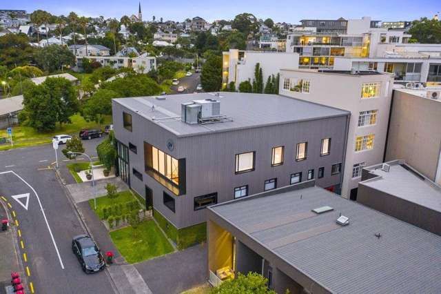 Beautiful Freemans Bay Space Built to Impress.