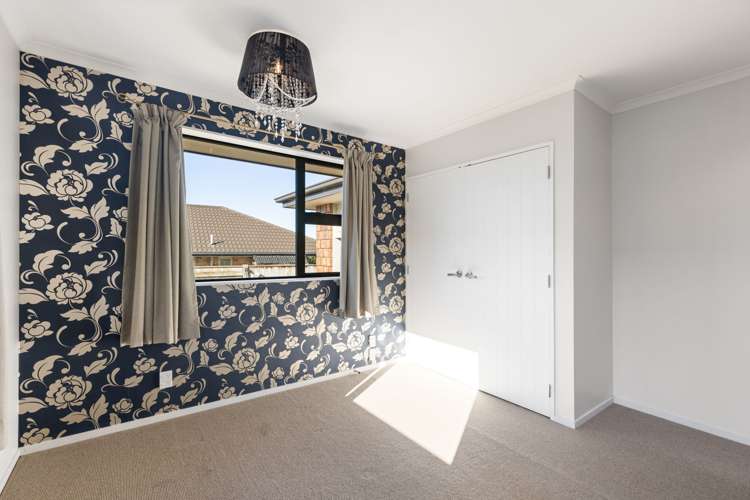6 Galea Grove Kelvin Grove_18