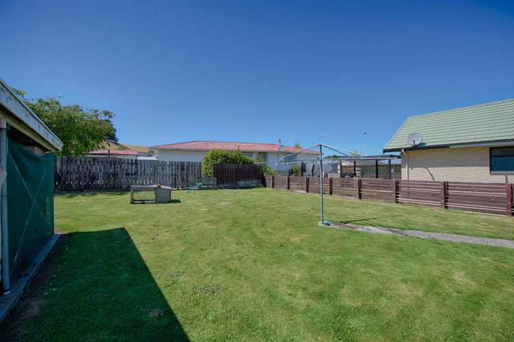 85 Walker Crescent Gore Surrounds_10