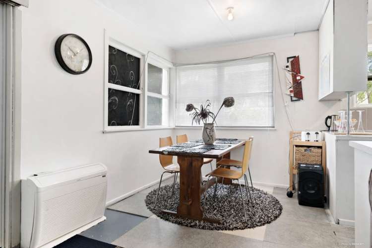 79 Fairclough Road Beach Haven_5