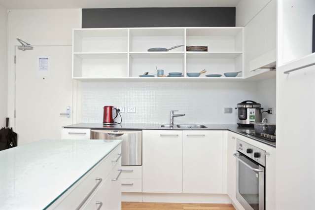 1303/30 Beach Road Auckland Central_3