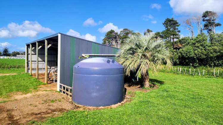 347 Grahams Beach Road Awhitu_3