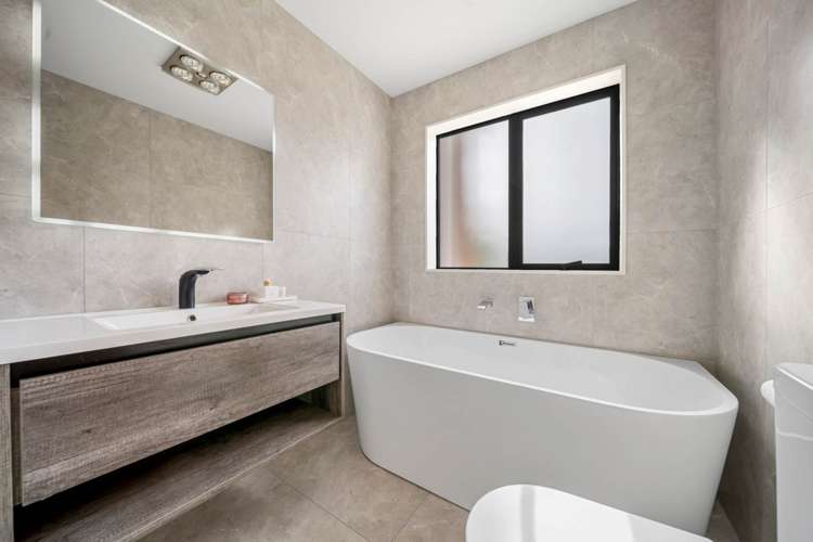 6 Greenfinch Road Hobsonville_13