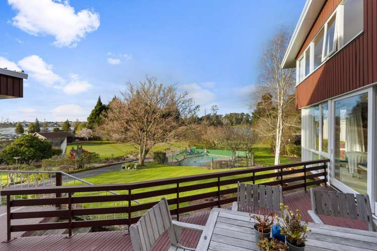 144 Lake Crescent Hamilton Lake_16