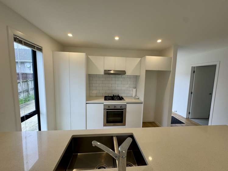 1/3157 Great North Road New Lynn_3