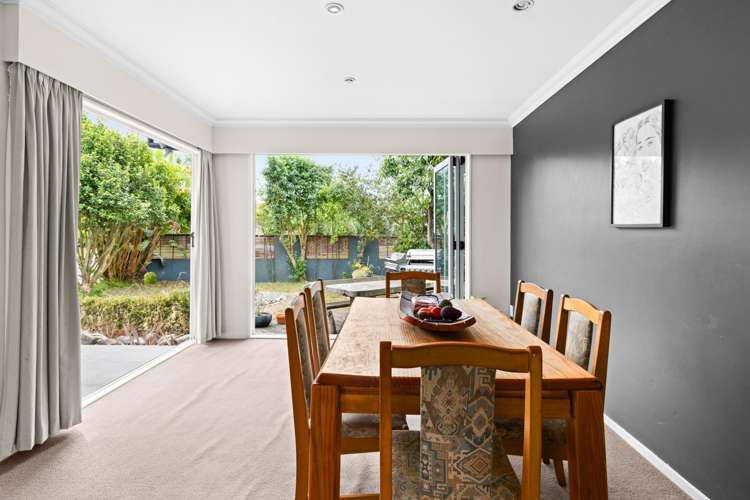 4 Tucker Lane Clive_3
