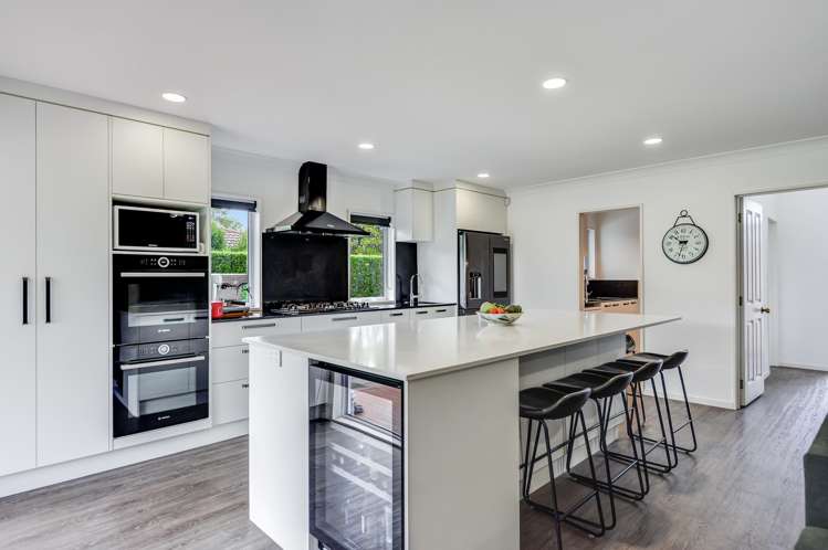 4 Charles Henry Place Harrowfield_4