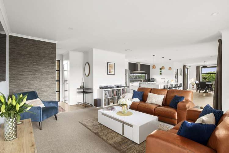 42 Alan Livingston Drive Cambridge_7