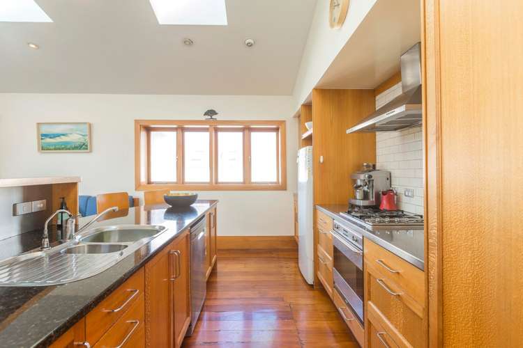 41 Ngataringa Road Devonport_11