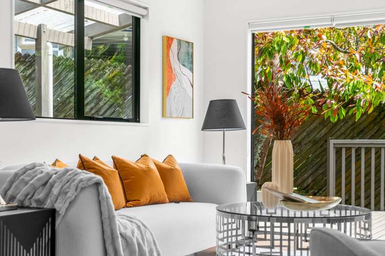 3/70 Hogans Road Glenfield_12