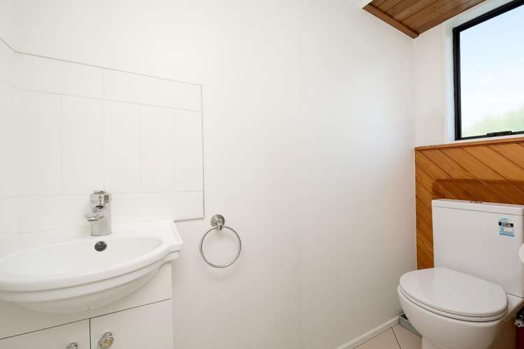 76B Chilcott Road Henderson_11