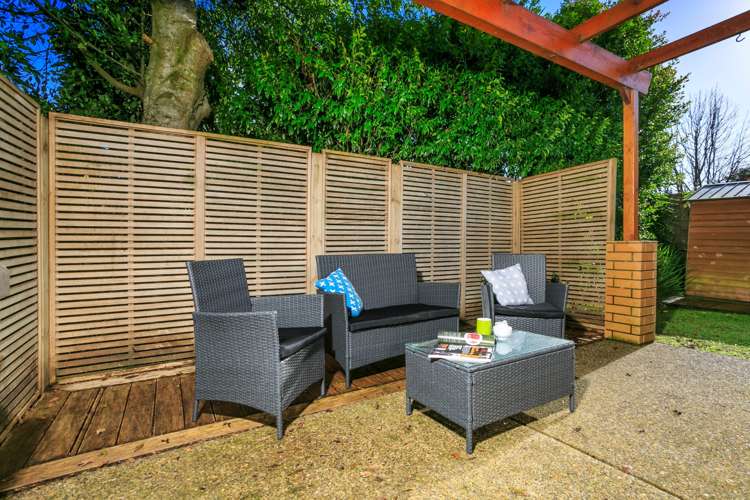 4 Greenbough Lane Greenhithe_8