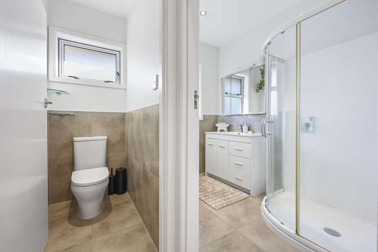 73 Bradbury Road Botany Downs_26