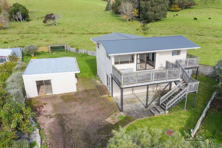 22 Banks Road Kawakawa Bay_15