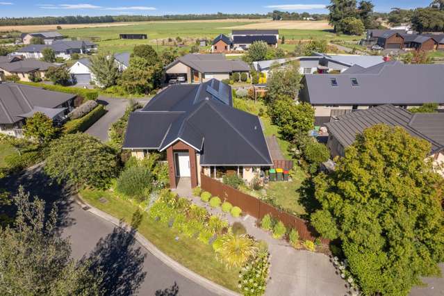 An Elegant Family Haven in Tai Tapu