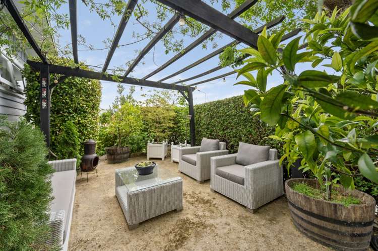 15a Enfield Road Hospital Hill_1