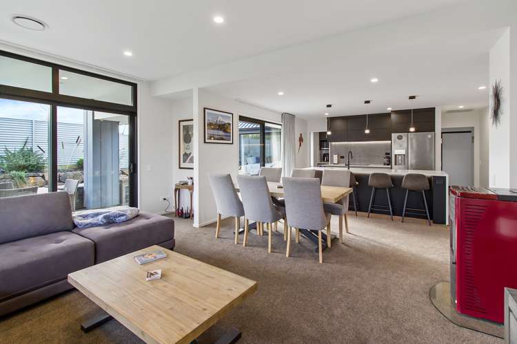 54 Meadowstone Street Gleniti_5