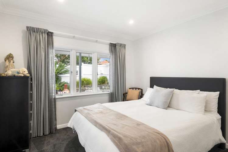 103 Warnock Street Westmere_22