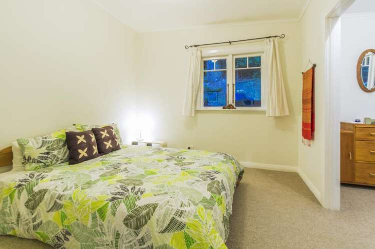 76 Laingholm Drive Laingholm_14