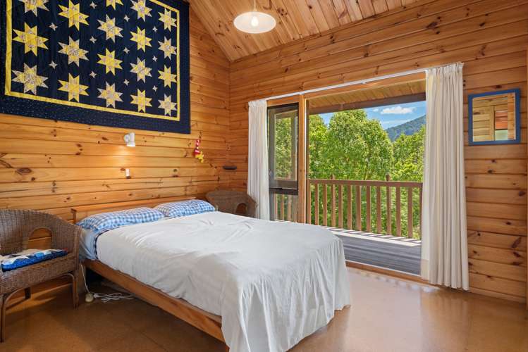 230 Moetapu Bay Road Anakiwa and Surrounds_9