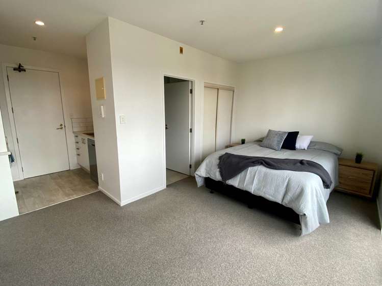7H/14 Waterloo Quadrant City Centre_3