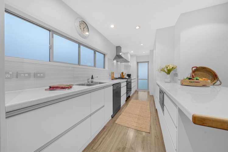5 Frank Place Hill Park_8