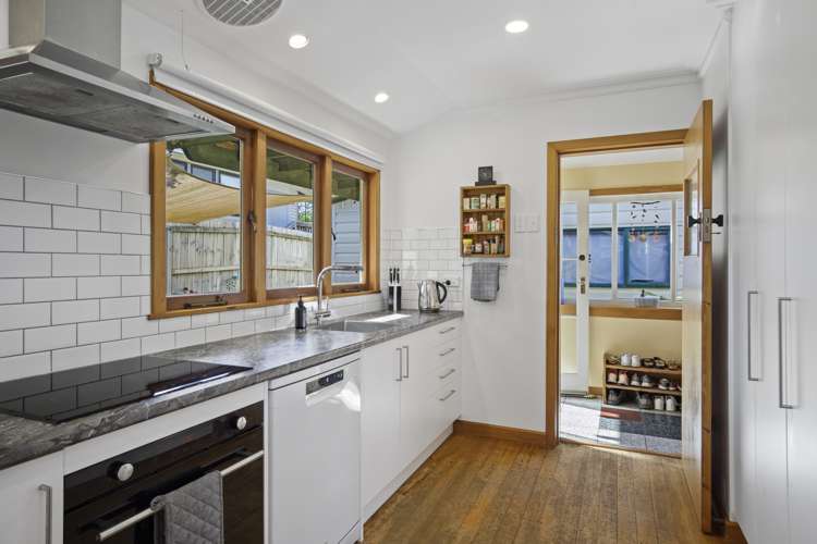 17 Howden Street Waiuku_2