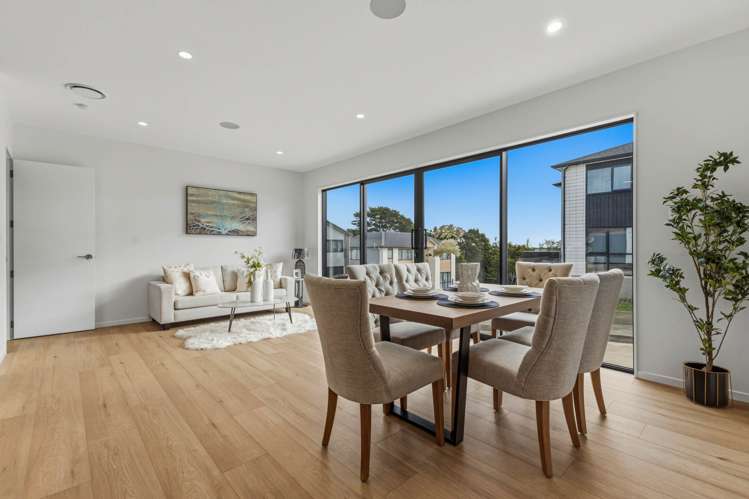 2A Matatahi Road Flat Bush_7