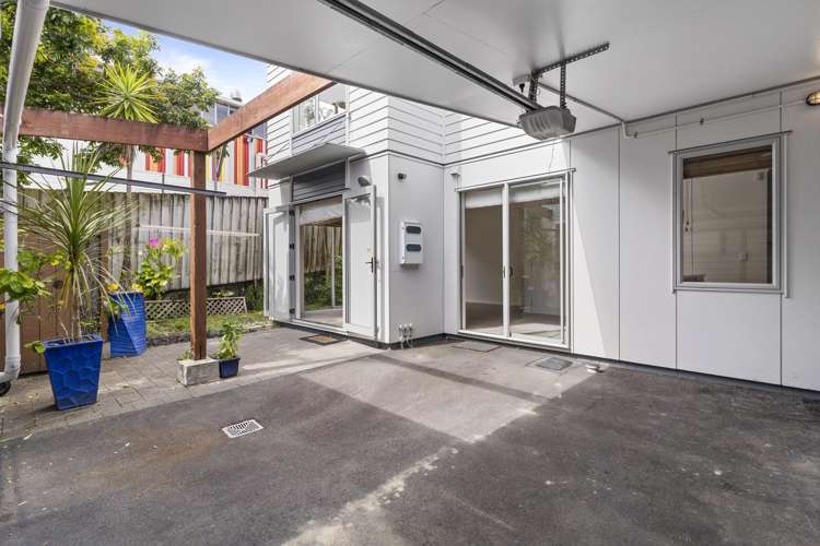 2/3 Wagner Place Mount Albert_1